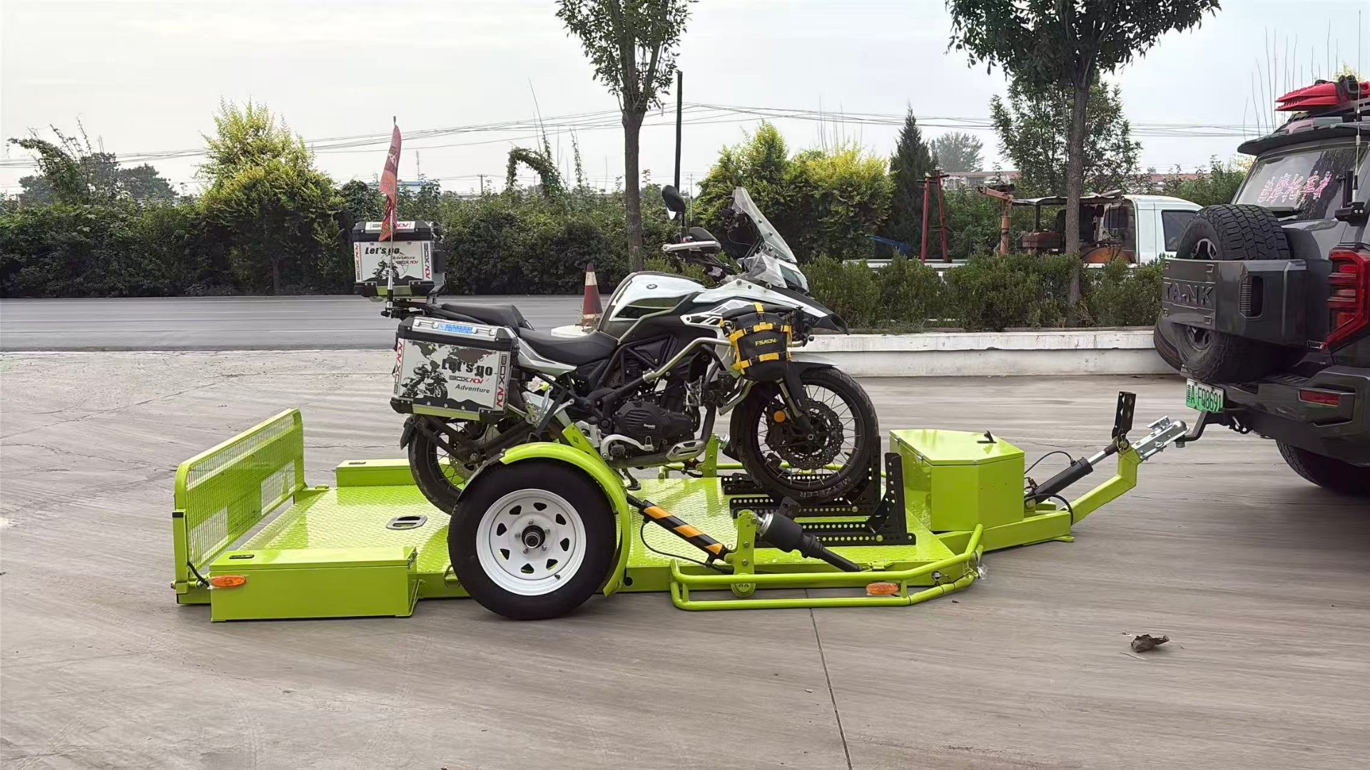 Model 170 Full-Drop Lifting Tow Trailer