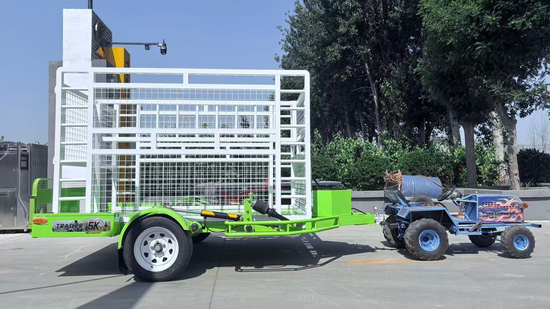 Hydraulic Lift Horse Trailer